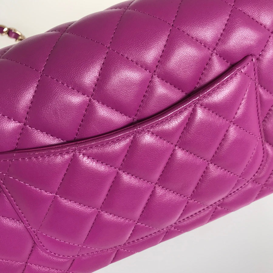 CHANEL Matelasse mini Shoulder bag