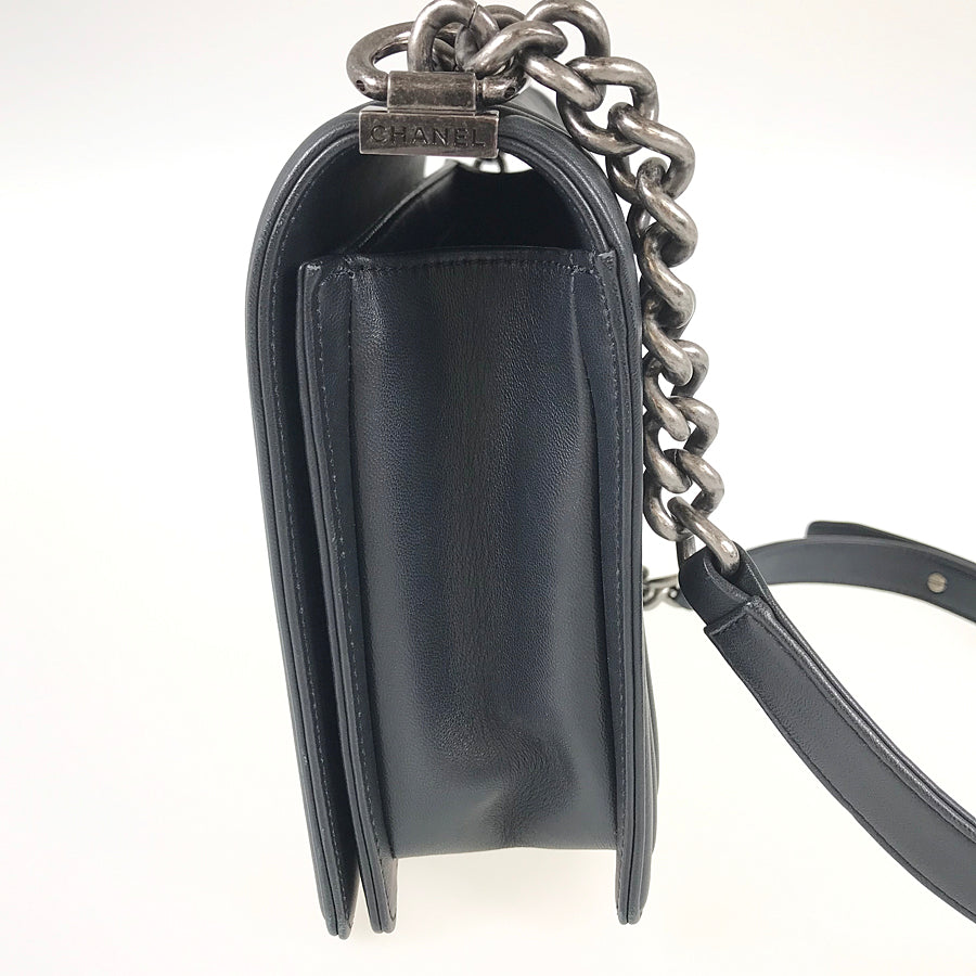 CHANEL Boy Chanel Chevron Shoulder bag