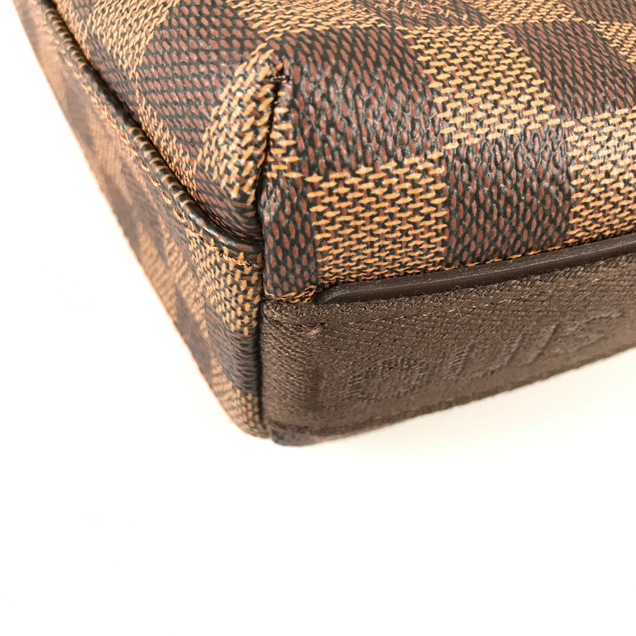LOUIS VUITTON Damier Trotteur Beaubourg N41135 Shoulder bag