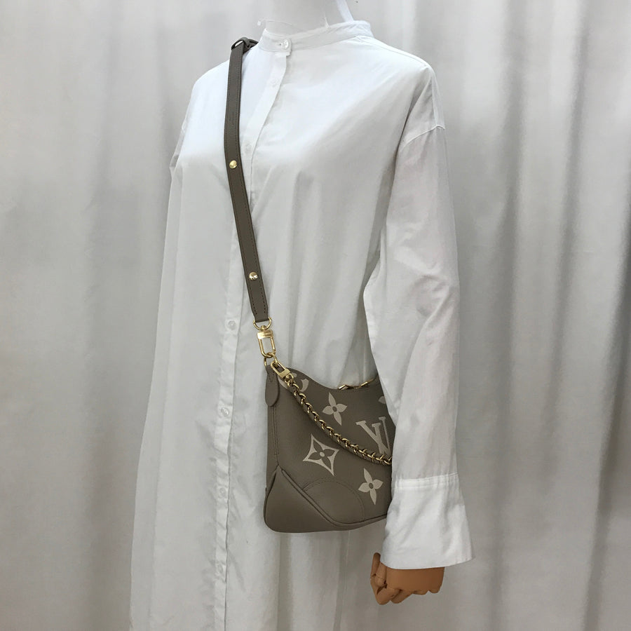 LOUIS VUITTON Monogram Empreinte Bicolor Boulogne PM M13224 Shoulder bag