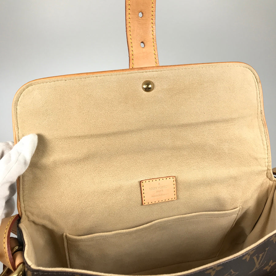 LOUIS VUITTON Monogram Hudson PM M40027 Shoulder bag
