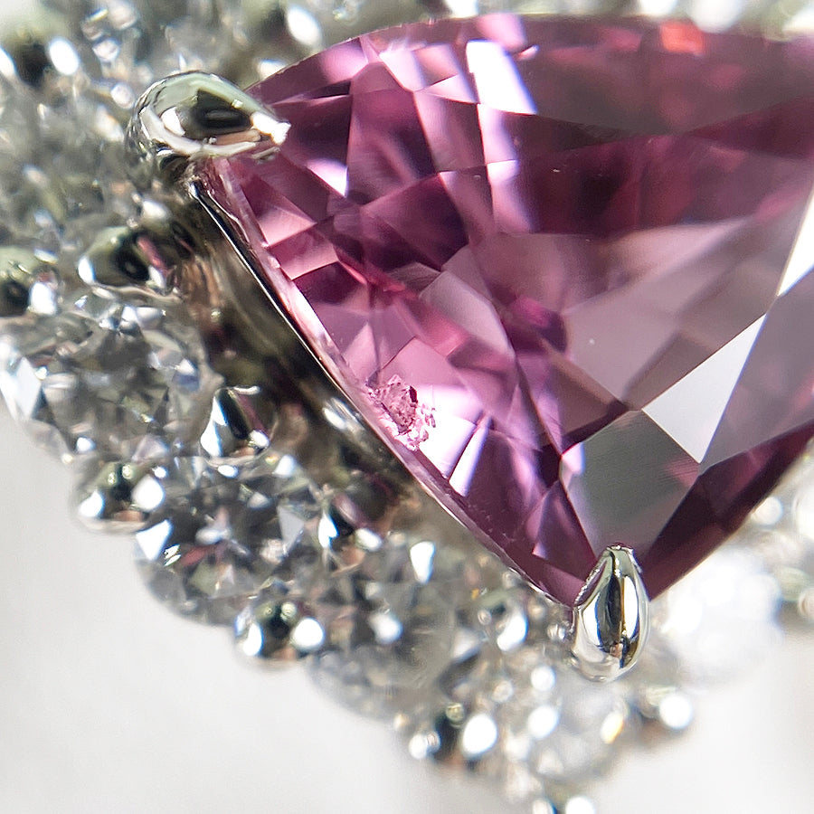 Ring Platinum Pink Sapphire