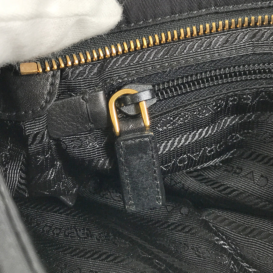 PRADA BT0465 Shoulder bag
