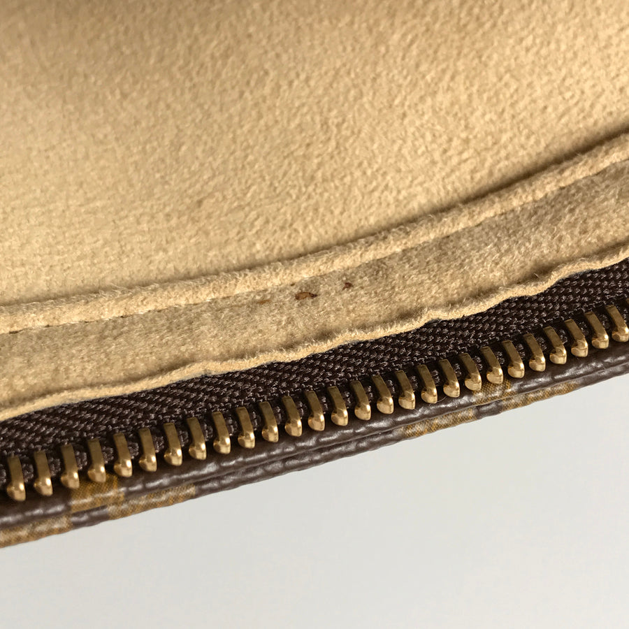 LOUIS VUITTON Monogram Looping GM M51145 Shoulder bag