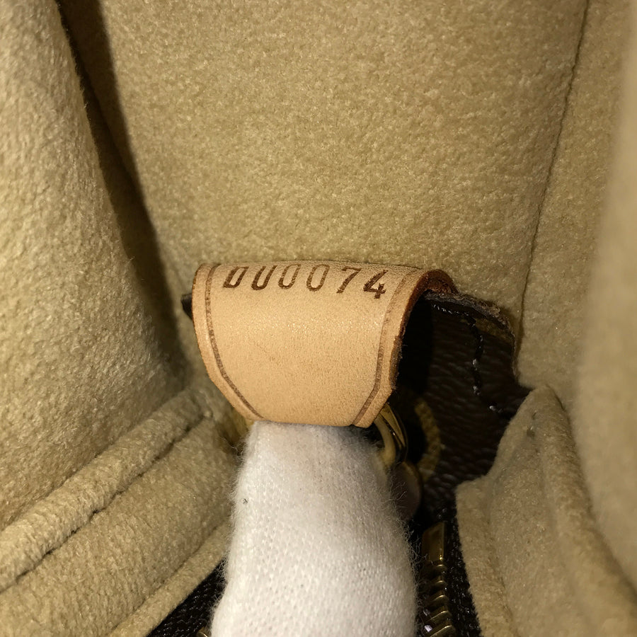 LOUIS VUITTON Monogram Looping GM M51145 Shoulder bag