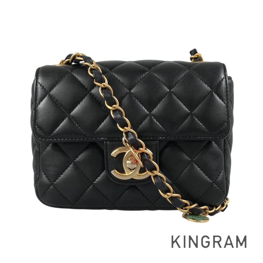 CHANEL Mini Matrasse A35200 Shoulder bag