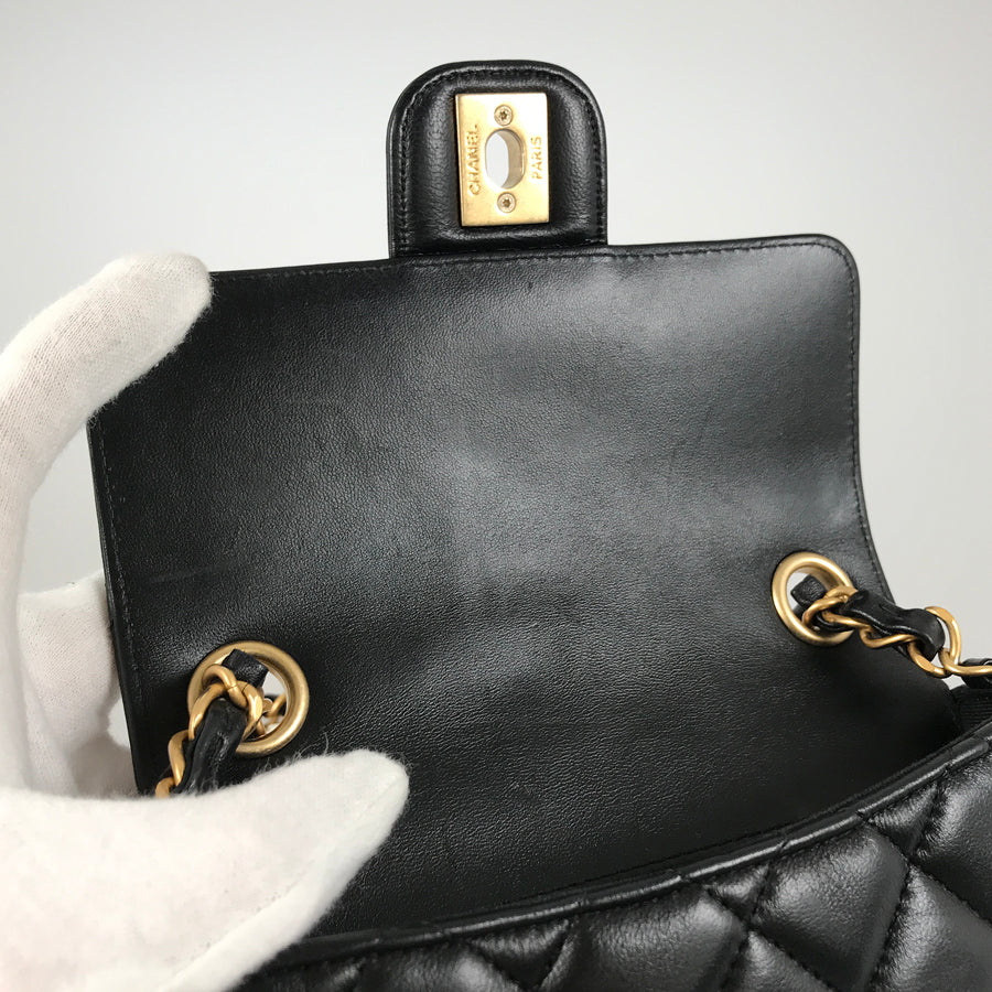 CHANEL Mini Matrasse A35200 Shoulder bag