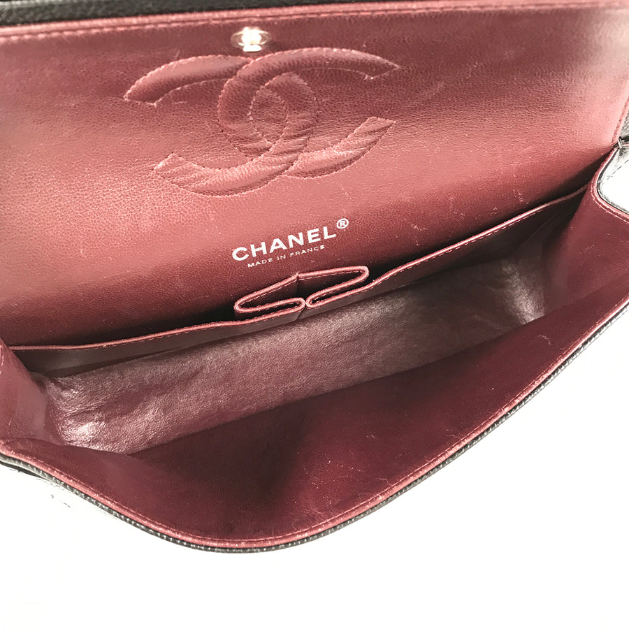 CHANEL Matelasse 25 Shoulder bag