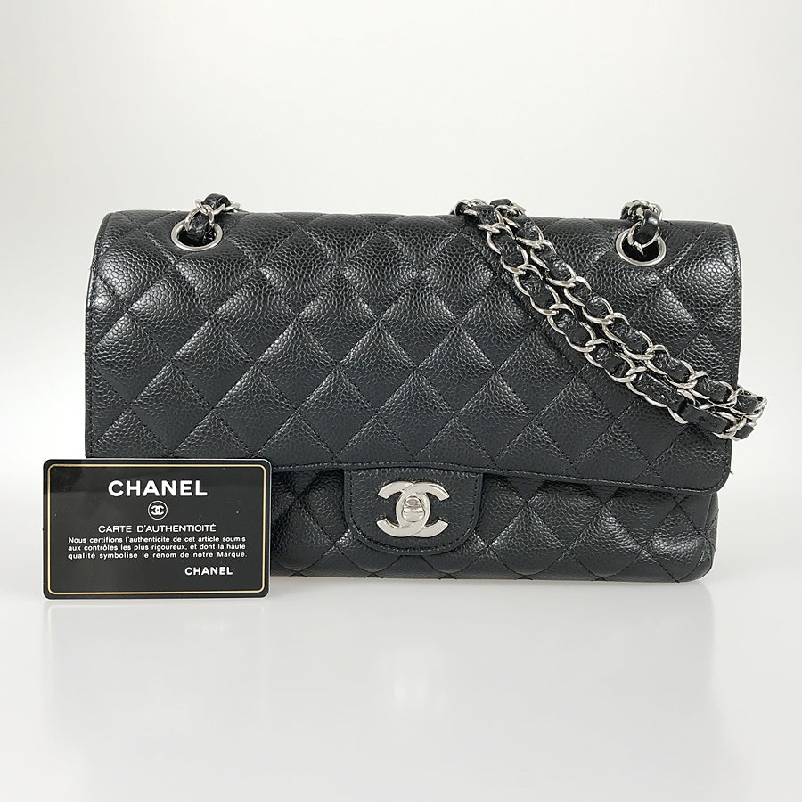 CHANEL Matelasse 25 Shoulder bag