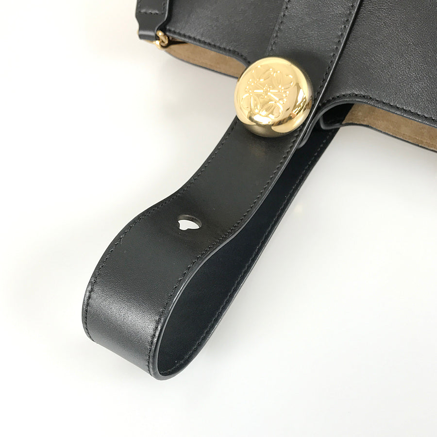 LOEWE Pebble Bucket Bag Mini AANBBBMX01 Hand bag