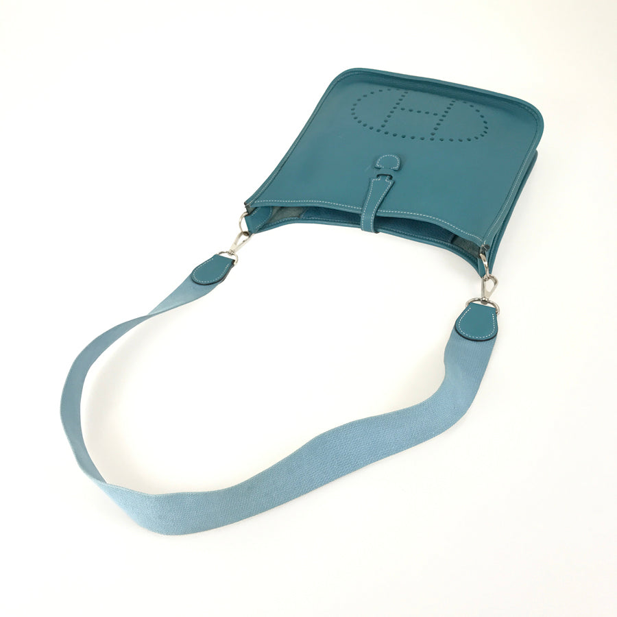 HERMES Evelyne 1 PM Shoulder bag