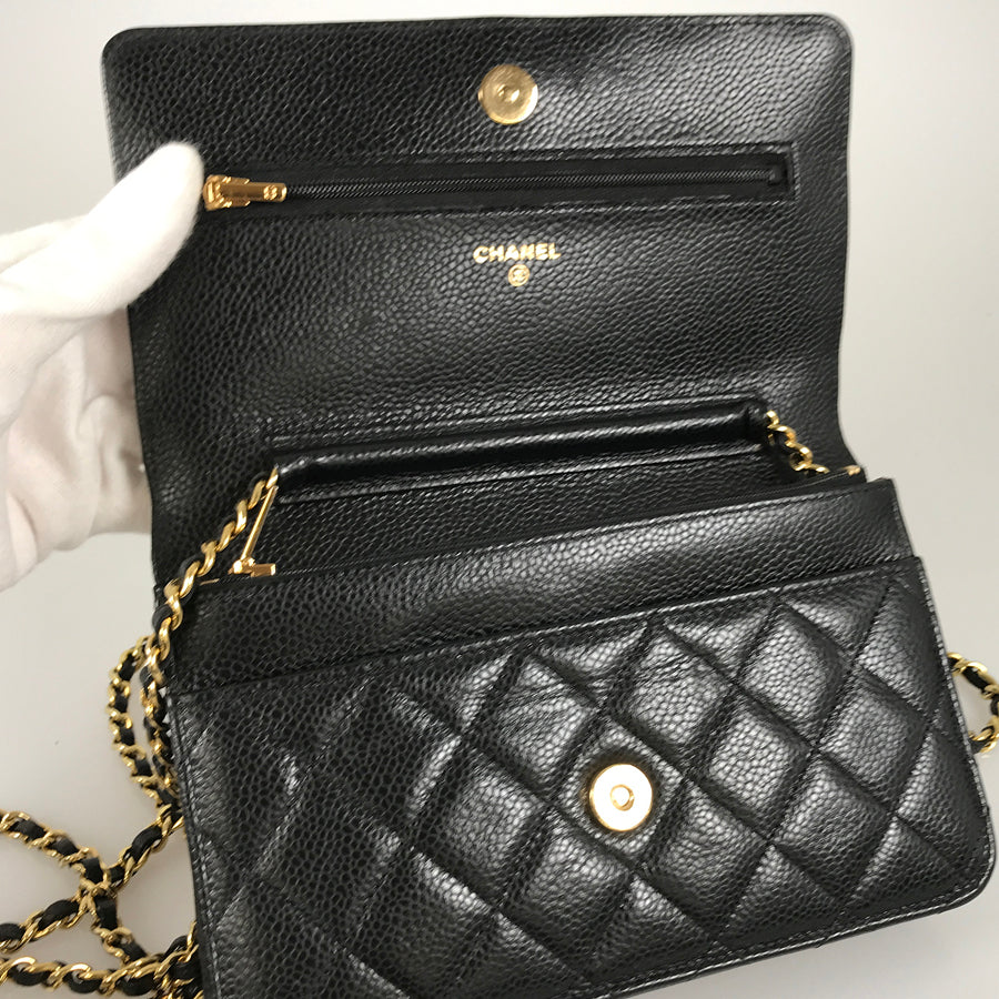 CHANEL Matelasse Wallet bag