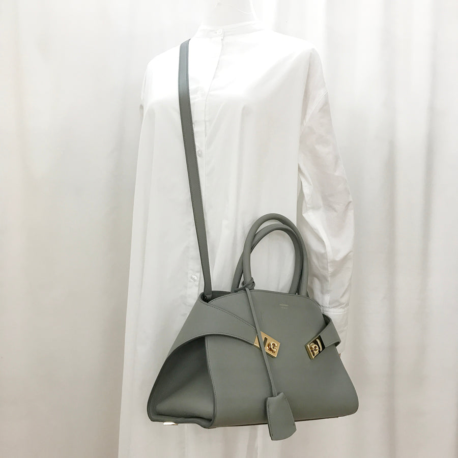 Salvatore Ferragamo Hugs 215608 Tote bag