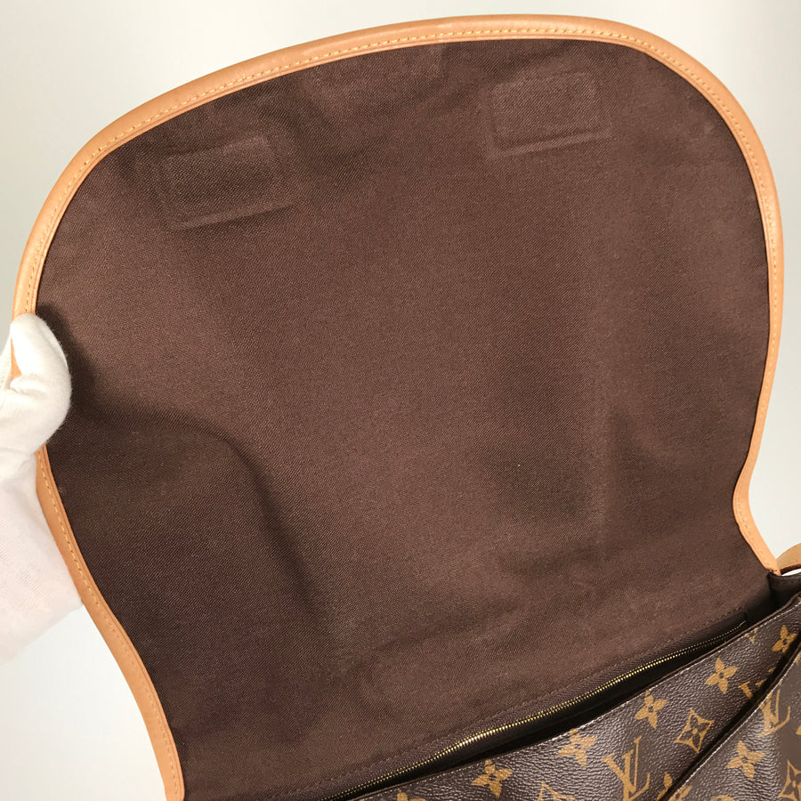 LOUIS VUITTON Monogram Menilmontant MM M40473 Shoulder bag
