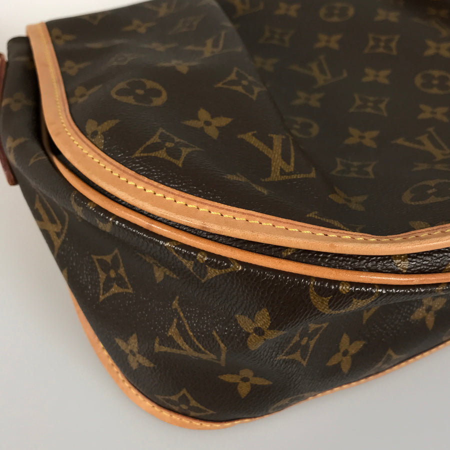 LOUIS VUITTON Monogram Menilmontant MM M40473 Shoulder bag