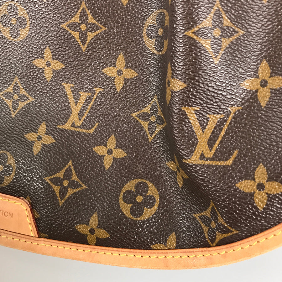 LOUIS VUITTON Monogram Menilmontant MM M40473 Shoulder bag