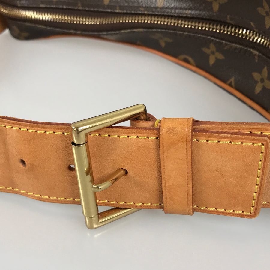LOUIS VUITTON Monogram Croissant M51512 Shoulder bag