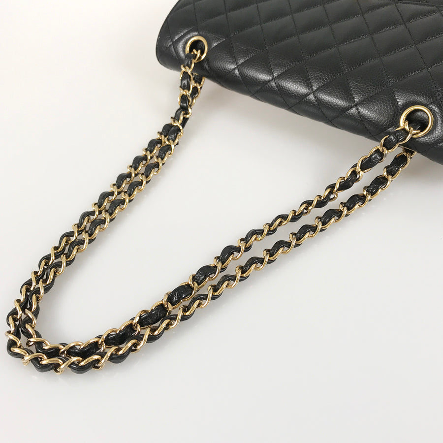 CHANEL Matelasse 25 Shoulder bag