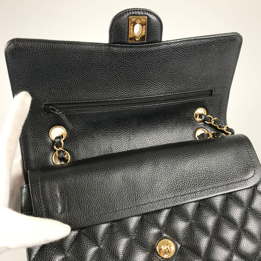 CHANEL Matelasse 25 Shoulder bag