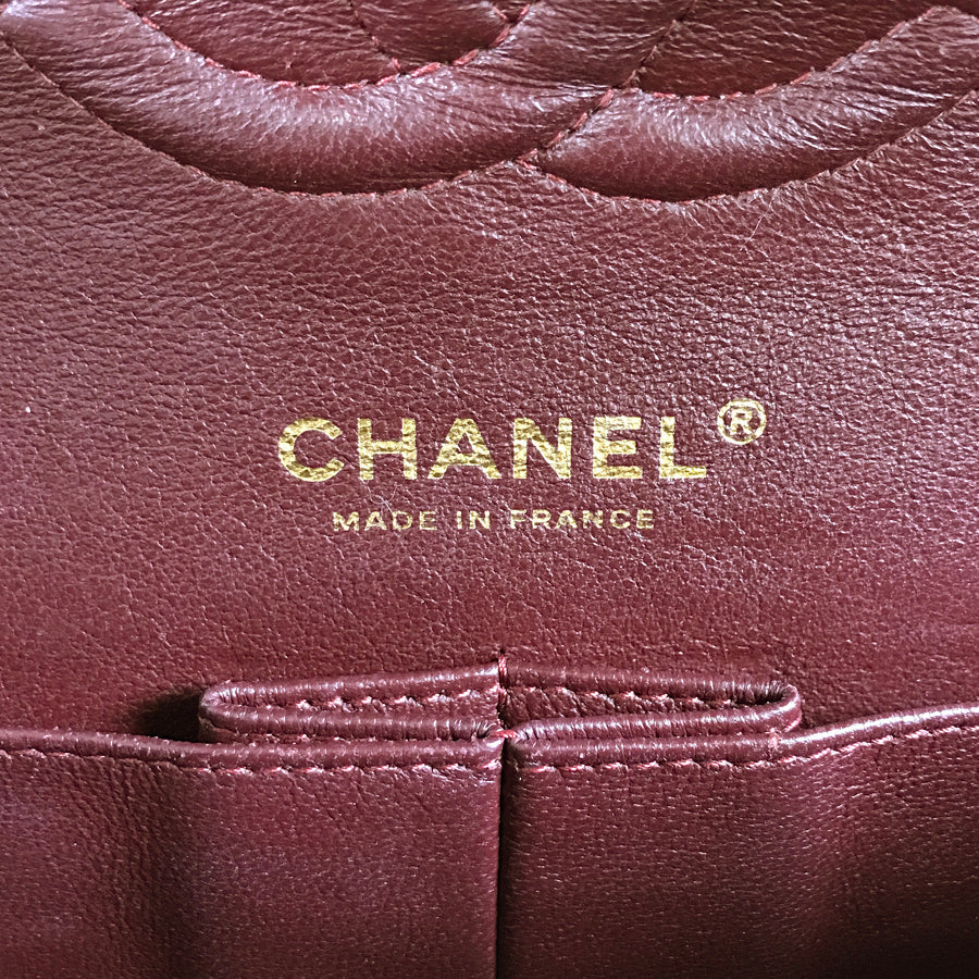 CHANEL Matelasse 25 Shoulder bag