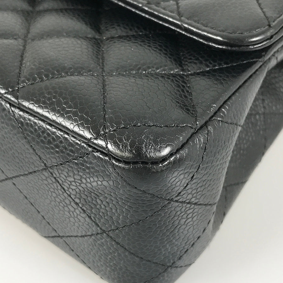 CHANEL Matelasse 25 Shoulder bag