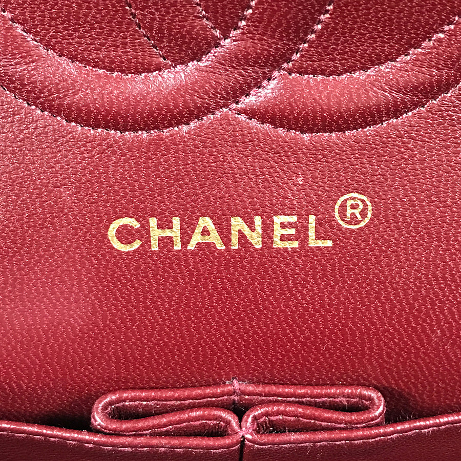 CHANEL Matelasse 25 Shoulder bag