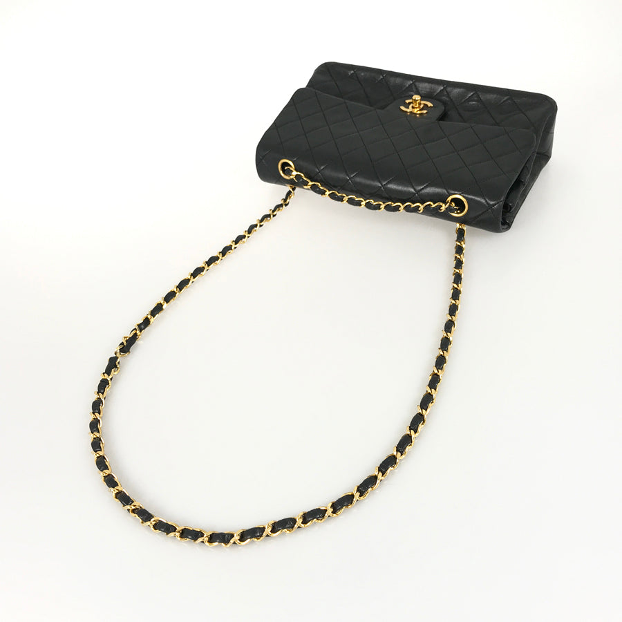 CHANEL Matelasse 25 Shoulder bag