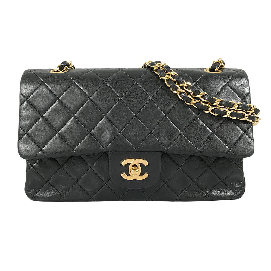 CHANEL Matelasse 25 Shoulder bag