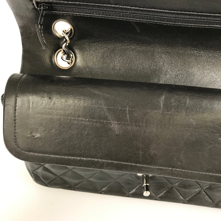 CHANEL Matelasse 25 Shoulder bag