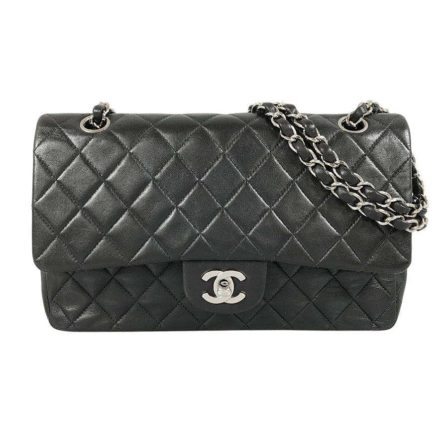 CHANEL Matelasse 25 Shoulder bag