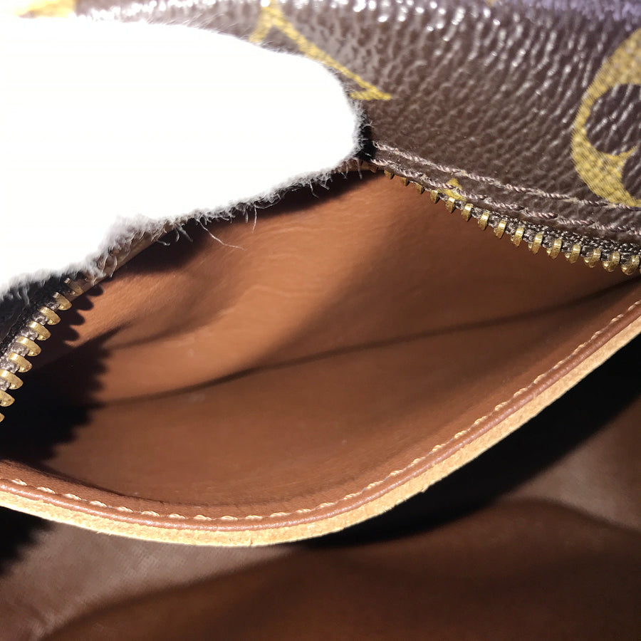 LOUIS VUITTON Monogram Blower M51221 Shoulder bag