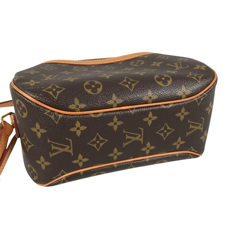 LOUIS VUITTON Monogram Blower M51221 Shoulder bag