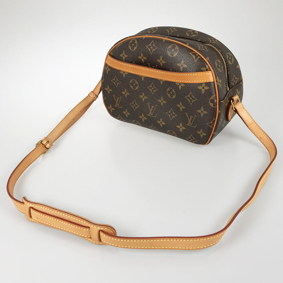LOUIS VUITTON Monogram Blower M51221 Shoulder bag