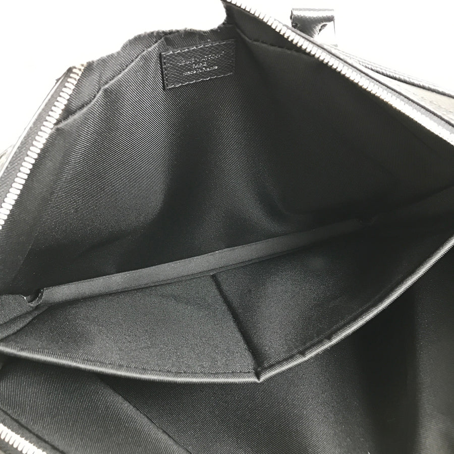 LOUIS VUITTON Taiga Porte Documents Voyage M30925 Briefcase