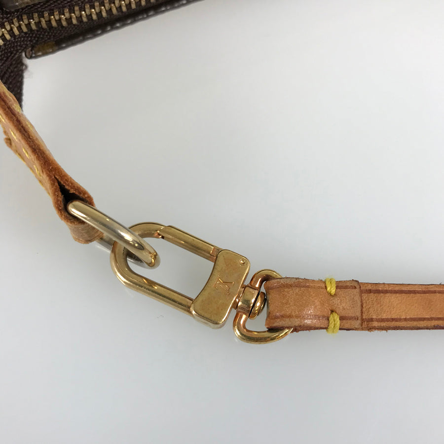 LOUIS VUITTON Monogram Pochette Accessoires M51980 Pouch