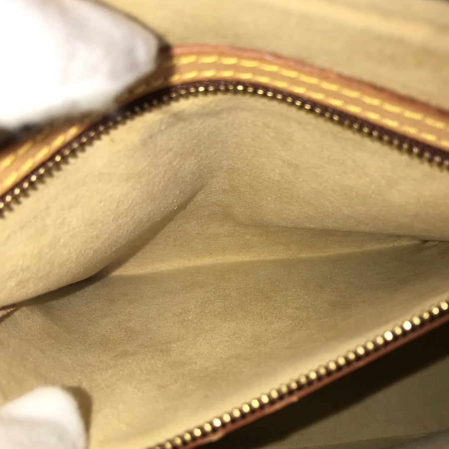 LOUIS VUITTON Monogram Looping MM M51146 Shoulder bag