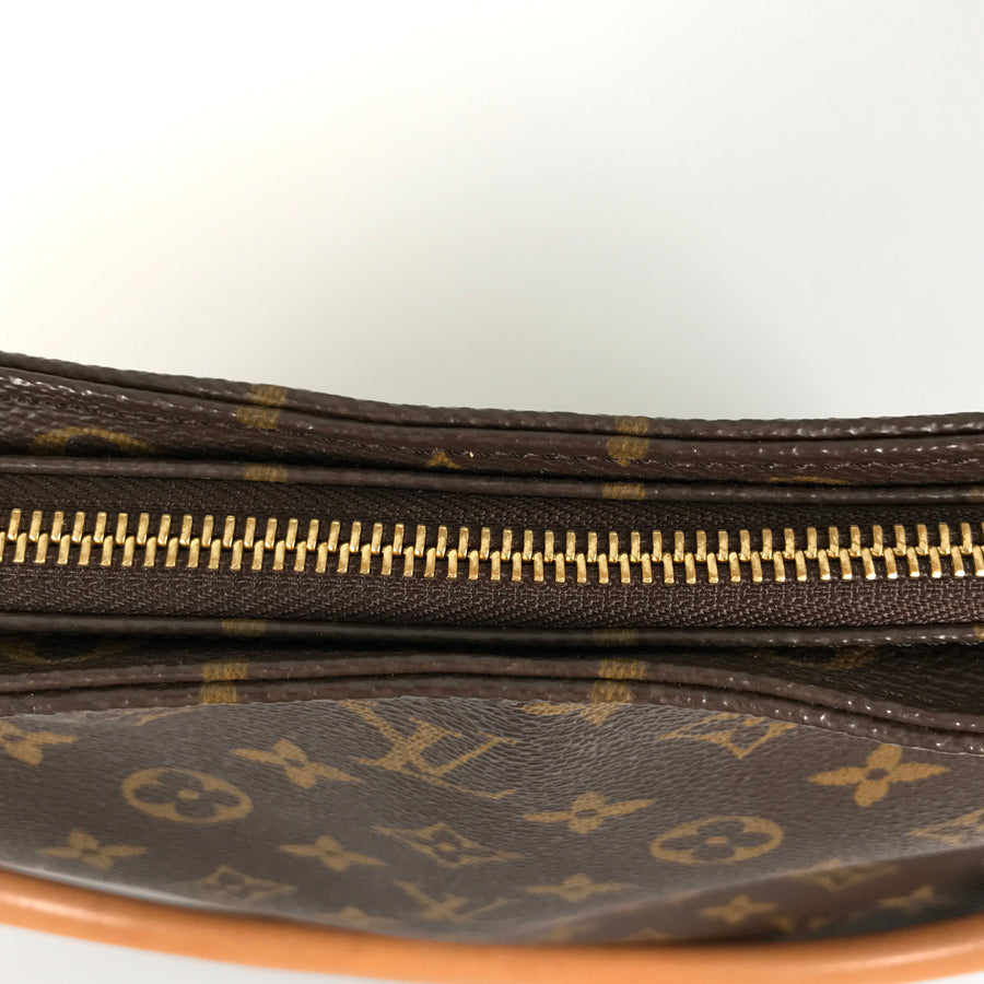 LOUIS VUITTON Monogram Looping MM M51146 Shoulder bag