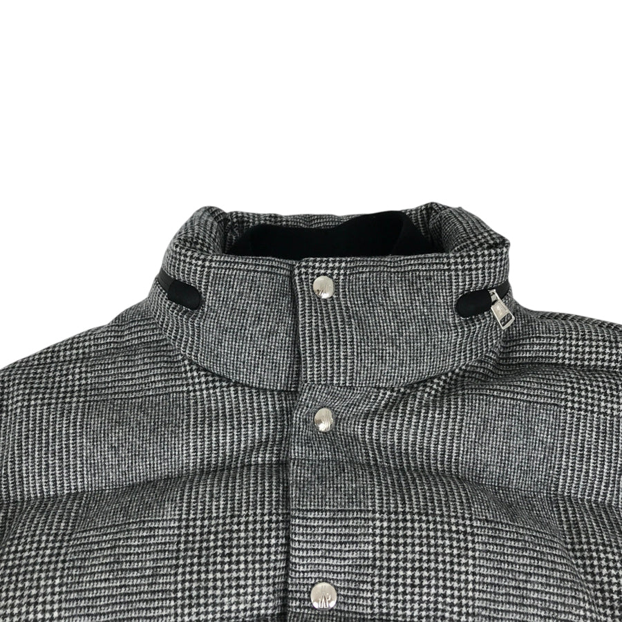MONCLER DANTHONIE 1A00171596AO Men's Down jacket