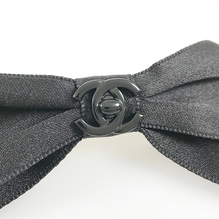 CHANEL Barrette