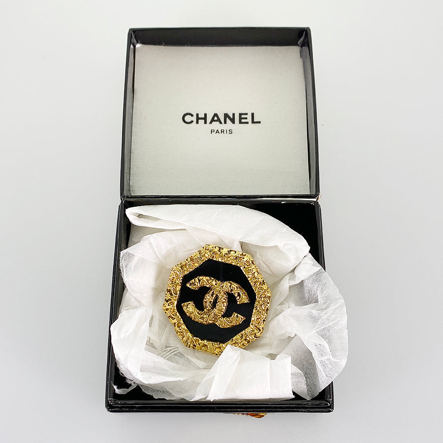 CHANEL Brooch