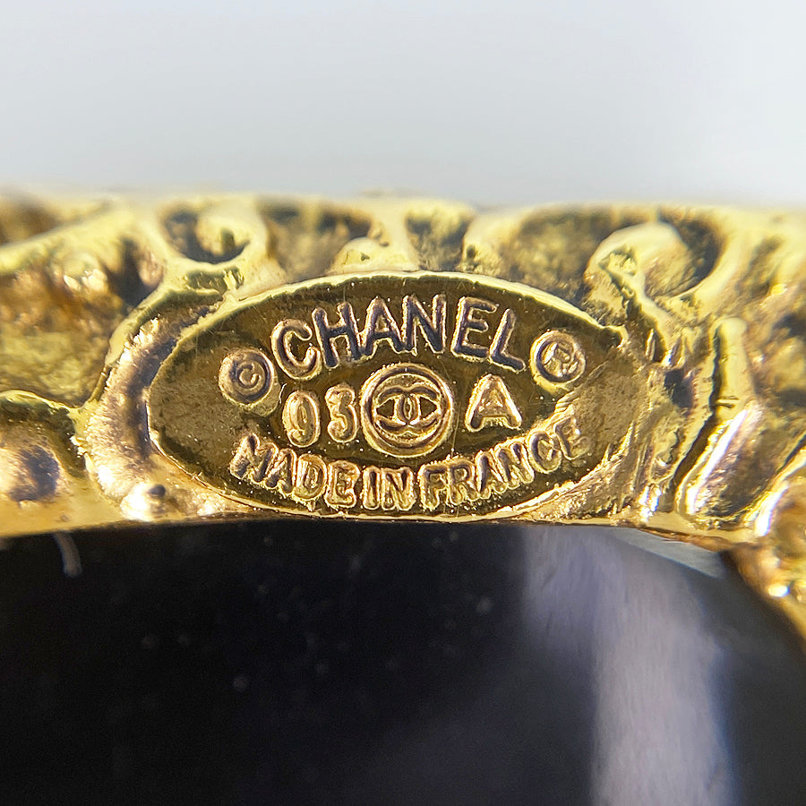 CHANEL Brooch