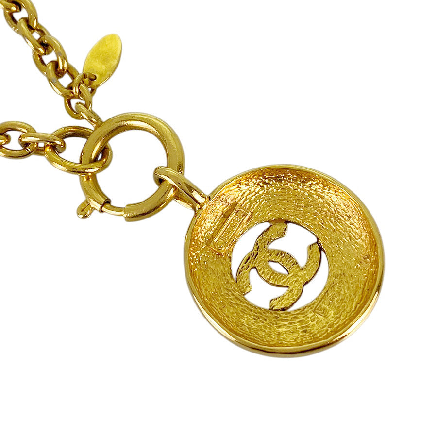 CHANEL Long necklace