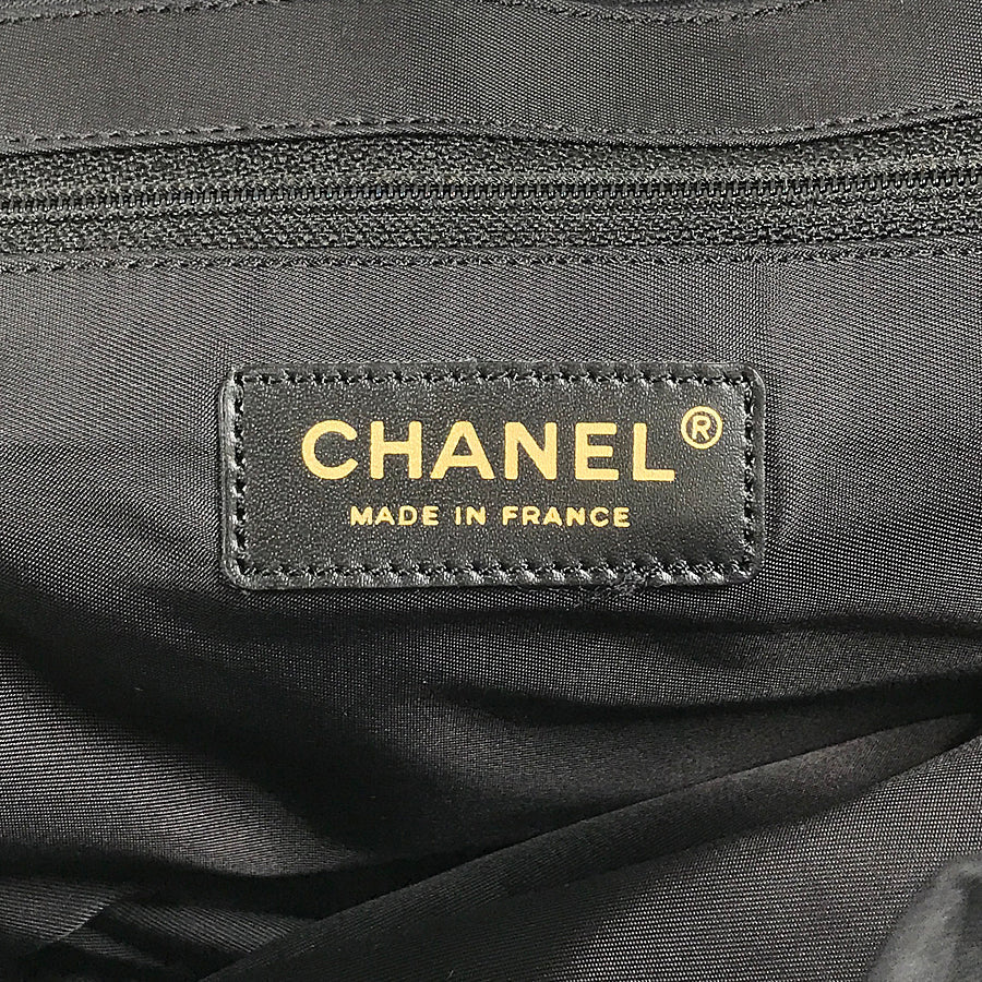 CHANEL New Travel Tote bag