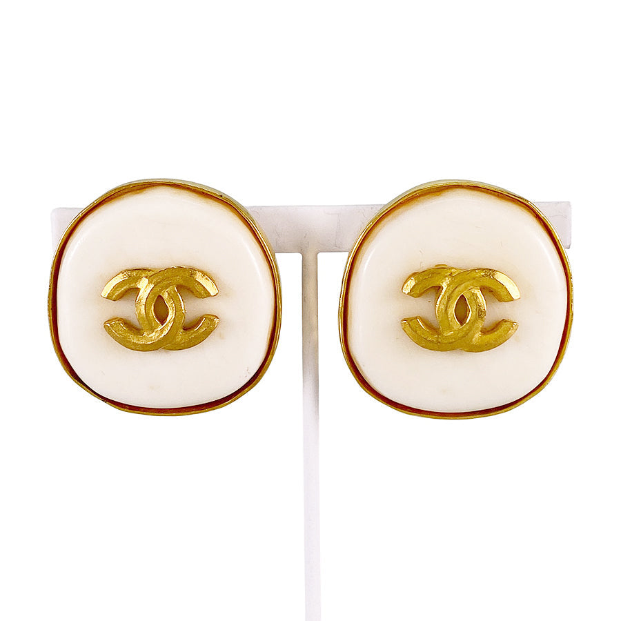 CHANEL Earring