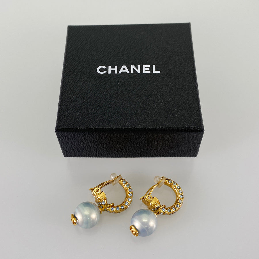 CHANEL Earring