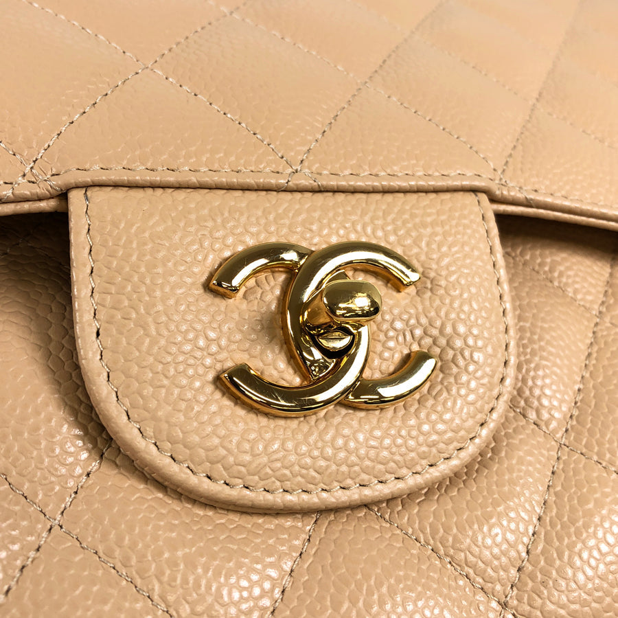 CHANEL Matelasse 30 Shoulder bag