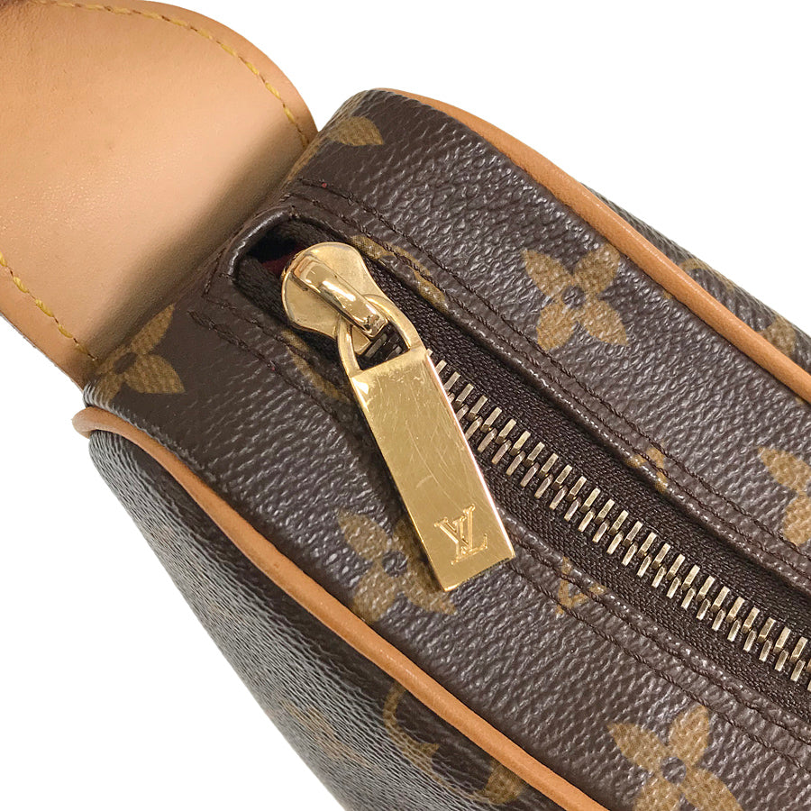 LOUIS VUITTON Monogram Croissant M51512 Shoulder bag