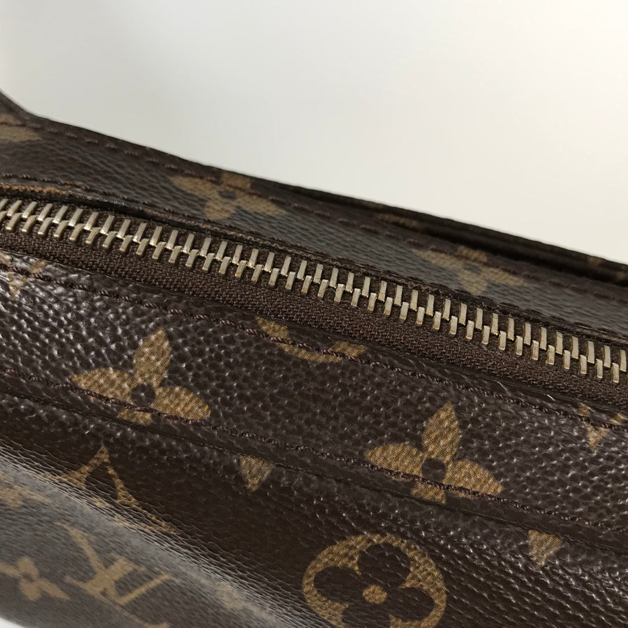 LOUIS VUITTON Monogram Geronimos Special order M50211 Waist pouch