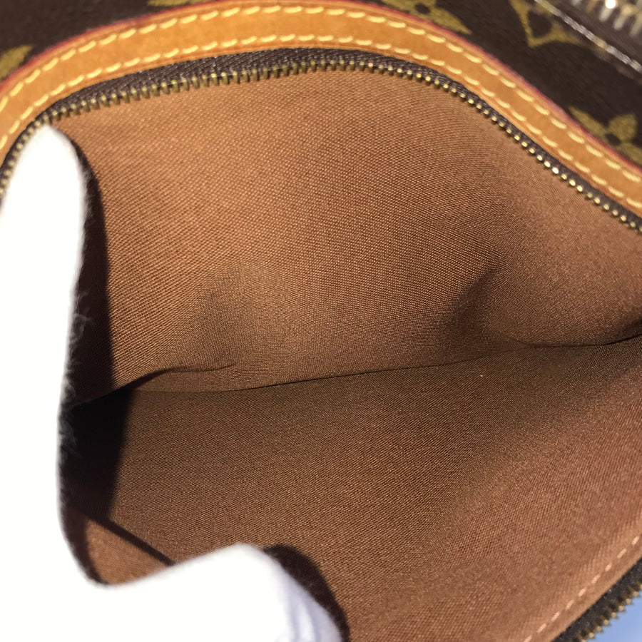 LOUIS VUITTON Monogram Pochette Bosphore M40044 Shoulder bag