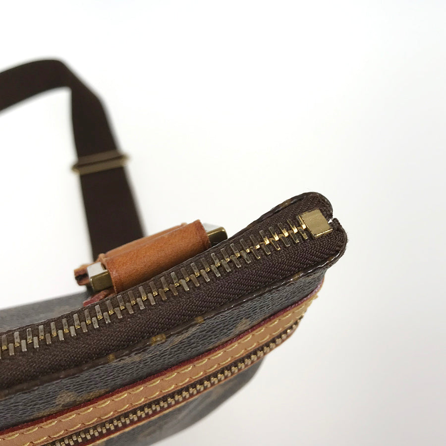 LOUIS VUITTON Monogram Pochette Bosphore M40044 Shoulder bag